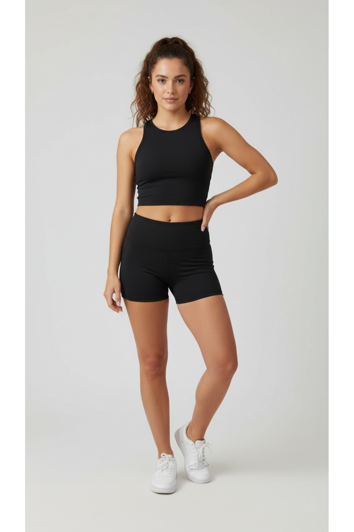 Kadın Sporcu Şort ve Büstiyer Takım Yüksek Bel Rahat Esnek Likralı Fitness Pilates Yoga Takımı